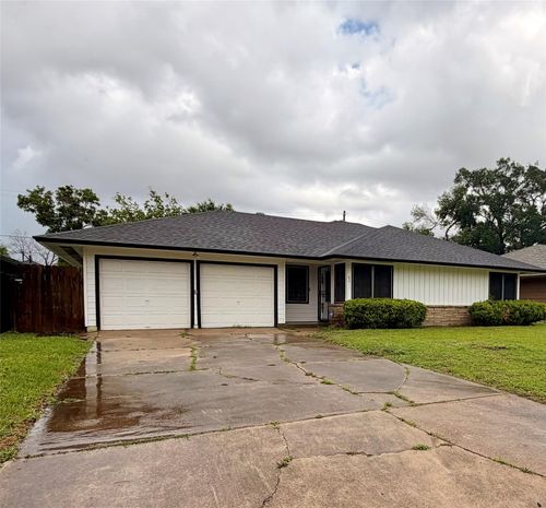 6211 Schevers Street, Houston, TX, 77087 | Card Image