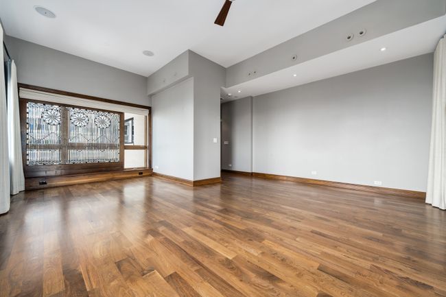 PH-12 - 707 W Junior Terrace, Condo with 4 bedrooms, 3 bathrooms and 1 parking in Chicago IL | Image 16