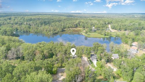 6900 W Shore Dr, Weidman, MI, 48893-8774 | Card Image