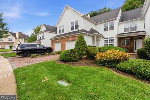 37 Shelley Cir, East Windsor, NJ, 08520-4685 | Card Image