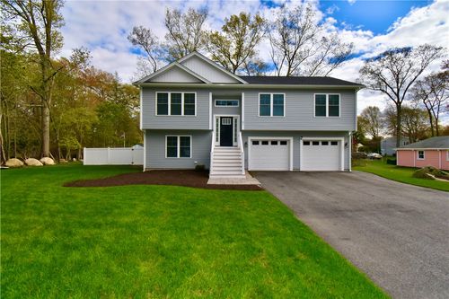 81 Lonsdale St, West Warwick, RI, 02893-3325 | Card Image