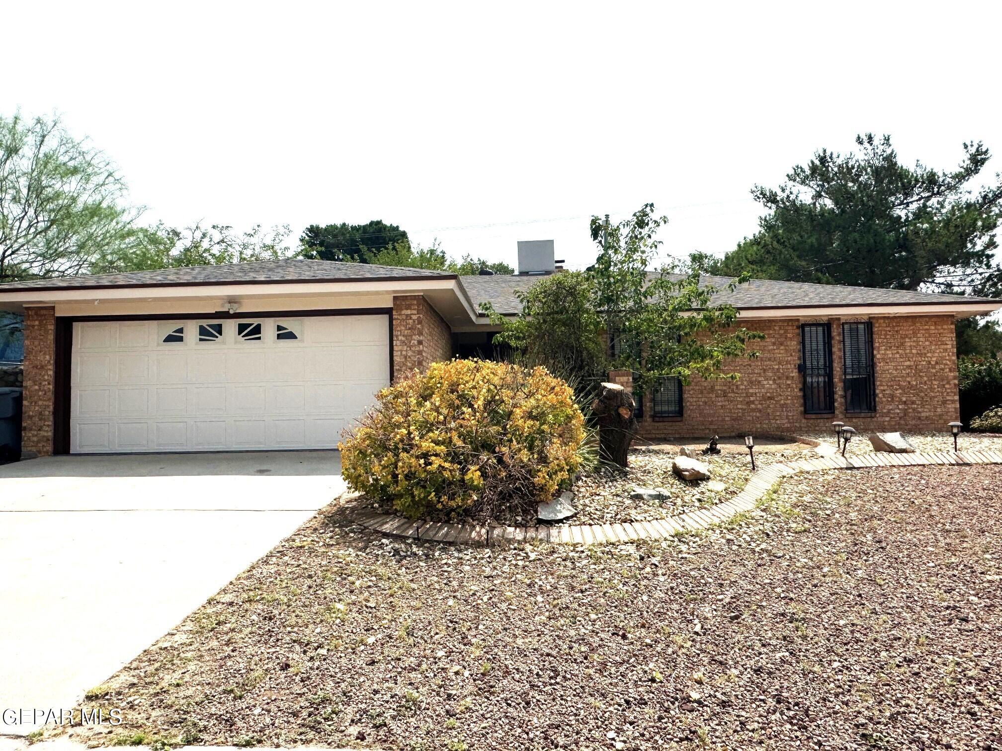 Villa Hermosa Dr, El Paso, TX 79912