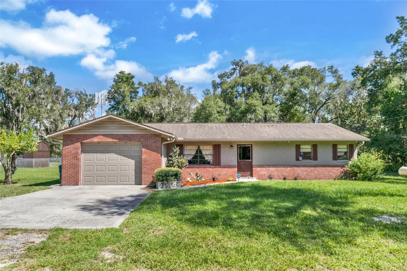 2319 Chapel Hill Drive, Sold in DELAND Zoocasa