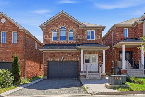 92 Gulfbrook Cir, Brampton, ON, L6Z0G4 | Card Image
