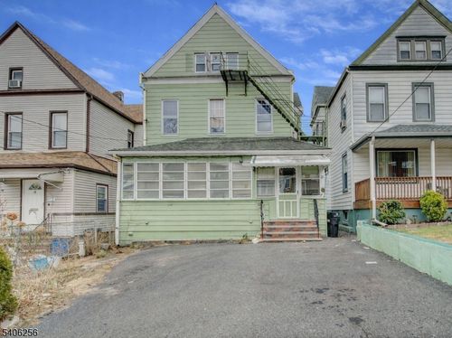 21 High St, Passaic, NJ, 07055-4812 | Card Image