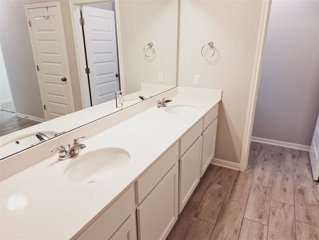 124 Peruvian Ln, House other with 4 bedrooms, 3 bathrooms and 4 parking in Georgetown TX | Image 24