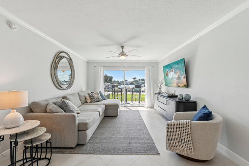 102-700 Pine Drive, Pompano Beach, FL, 33060 | Card Image