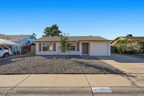19032 N 2nd Avenue, Phoenix, AZ, 85027 | Card Image