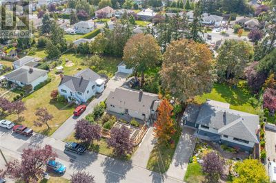 1157 Bewdley Ave, House other with 4 bedrooms, 2 bathrooms and 2 parking in Esquimalt BC | Image 2