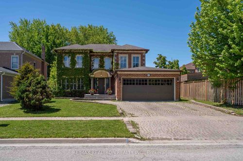 95 Baynards Lane, Richmond Hill, ON, L4C9B9 | Card Image