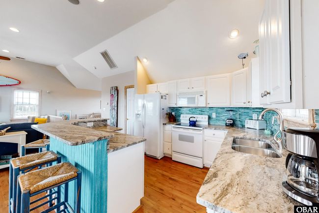 25224 Mac Oca Dr, House other with 5 bedrooms, 4 bathrooms and null parking in Waves NC | Image 10