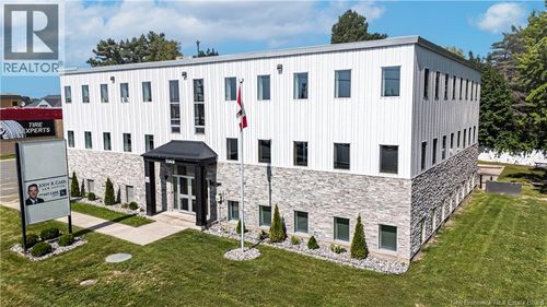 1149 Smythe St, Fredericton, NB, E3B3H4 | Card Image