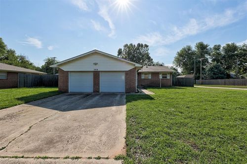 1419 Pecan Ave, Norman, OK, 73072-5746 | Card Image