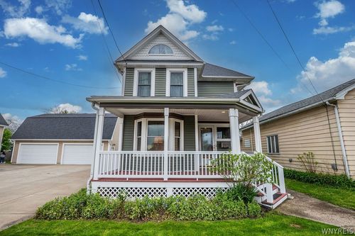 170 Central Ave, Lancaster, NY, 14086-1827 | Card Image