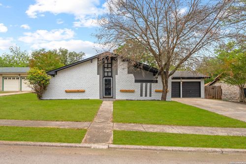 5914 Forest Mill St, San Antonio, TX, 78240-3349 | Card Image
