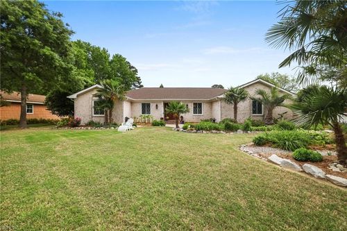 2608 E Lake Drive, Virginia Beach, VA, 23454 | Card Image