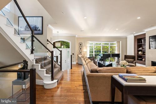 7301 Bannockburn Ridge Ct, BETHESDA, MD, 20817-5618 | Card Image