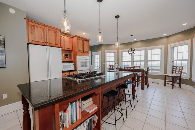 496 Mountain Rd, House other with 4 bedrooms, 4 bathrooms and null parking in Lyndeborough NH | Image 14