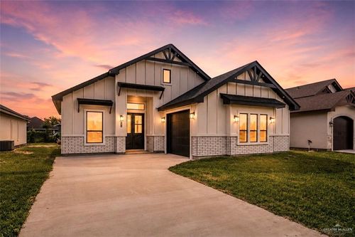 528 W Freedom Way, Weslaco, TX, 78596 | Card Image