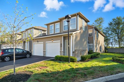 5468 Nottinghamshire Ln, Westerville, OH, 43081-6009 | Card Image