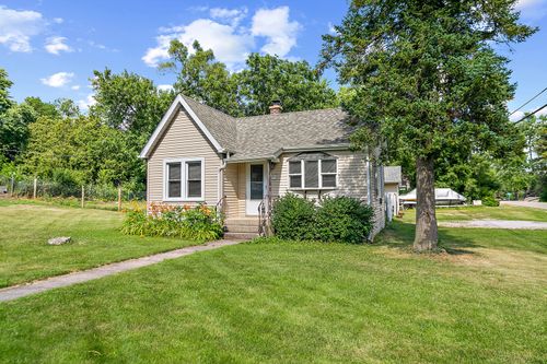 5202 Lear St, Wonder Lake, IL, 60097-9031 | Card Image