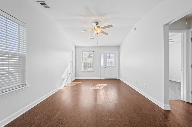 APT-114 - 1040 Charlie Daniels Pkwy, Townhouse with 2 bedrooms, 2 bathrooms and 2 parking in Mount Juliet TN | Image 4