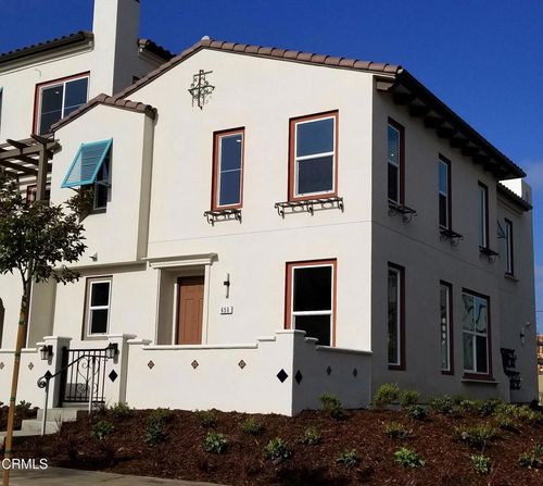 656 Martina St, Camarillo, CA, 93010-7822 | Card Image