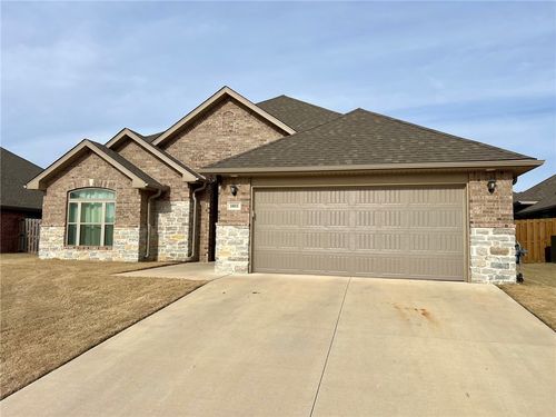 1011 Sundance Ln, Bentonville, AR, 72712-4328 | Card Image