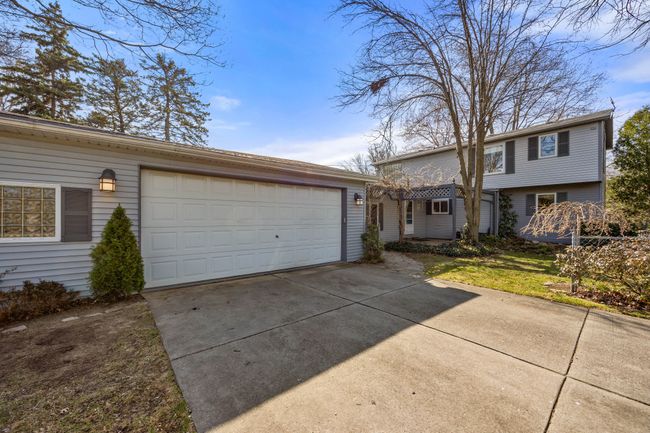 5409 Meadow View St, House other with 4 bedrooms, 2 bathrooms and null parking in Sterling Heights MI | Image 36
