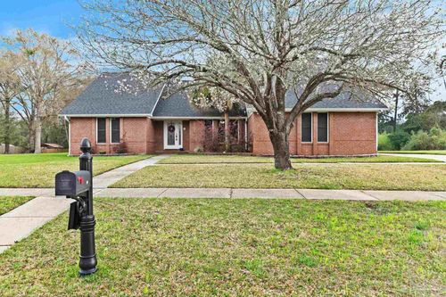 10060 Bristol Park Rd, Cantonment, FL, 32533-6609 | Card Image