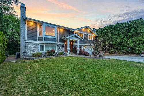 5078 199a St, Langley, BC, V3A6S2 | Card Image