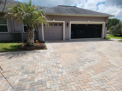 11033 Baywind Court, House other with 3 bedrooms, 3 bathrooms and null parking in Weeki Wachee FL | Image 3