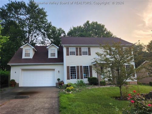 114 Heather Ct, Scott Depot, WV, 25560-8813 | Card Image