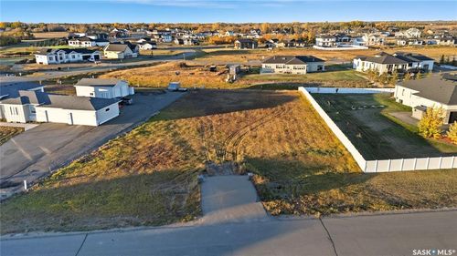 235 Edgemont Cres, Corman Park, SK, S7T0Z8 | Card Image