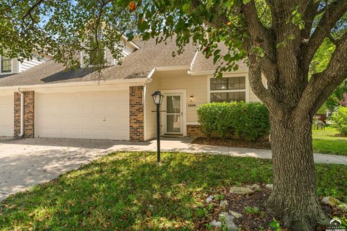 2206 Vail Way, Lawrence, KS, 66047-2342 | Card Image