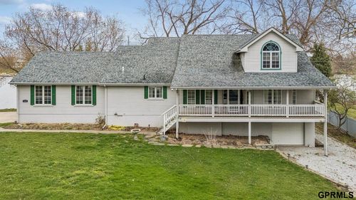 2056 Platteview Dr, Cedar Creek, NE, 68016-2412 | Card Image