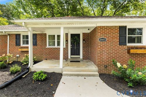 20601 Patrick Henry Hwy, Jetersville, VA, 23083-2127 | Card Image