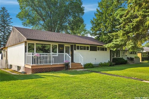 1810 Cairns Avenue, Saskatoon, SK, S7H2J1 | Card Image