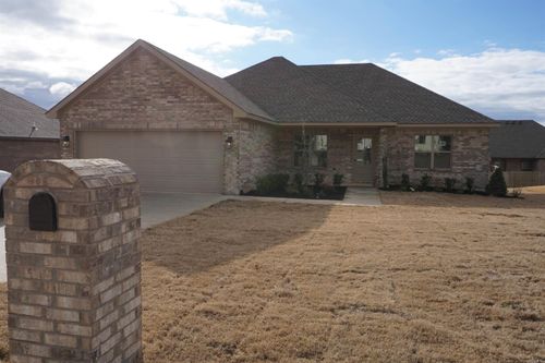 1061 Mark Cir, Jonesboro, AR, 72404-9673 | Card Image