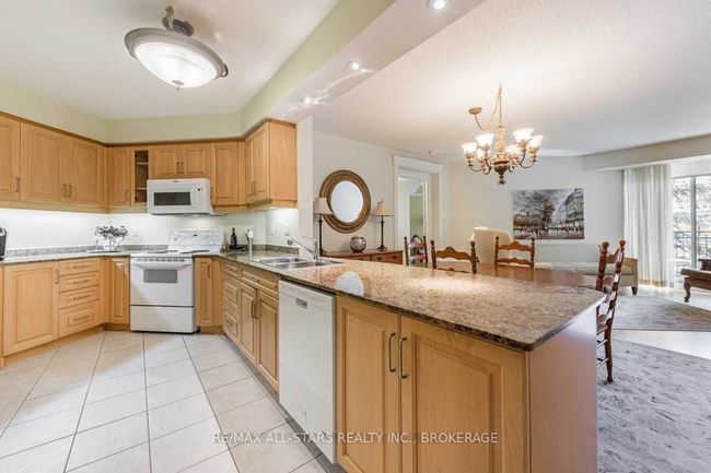 222 - 28 William Carson Cres, Condo with 2 bedrooms, 2 bathrooms and 1 parking in North York ON | Image 10
