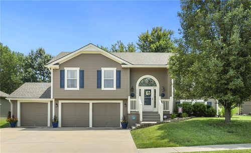 1202 Ashford St, Pleasant Hill, MO, 64080-1369 | Card Image