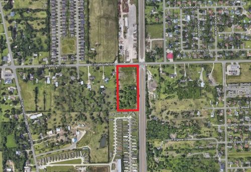 2020 E Wallisville Rd, Highlands, TX, 77562-3143 | Card Image