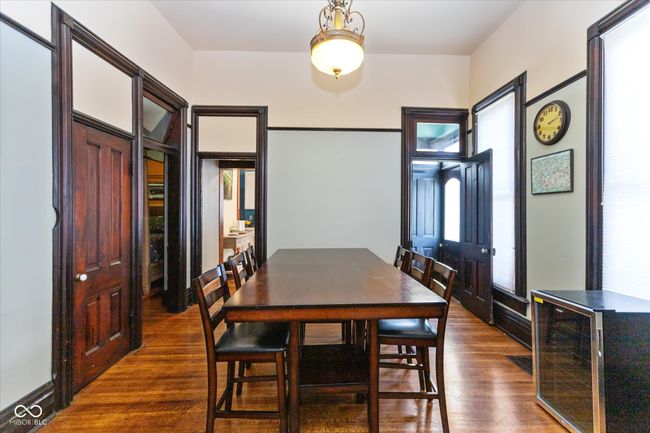 main floor dining | Image 8