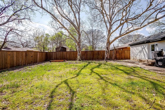 3212 San Marcus Ave, House other with 4 bedrooms, 2 bathrooms and null parking in Dallas TX | Image 21