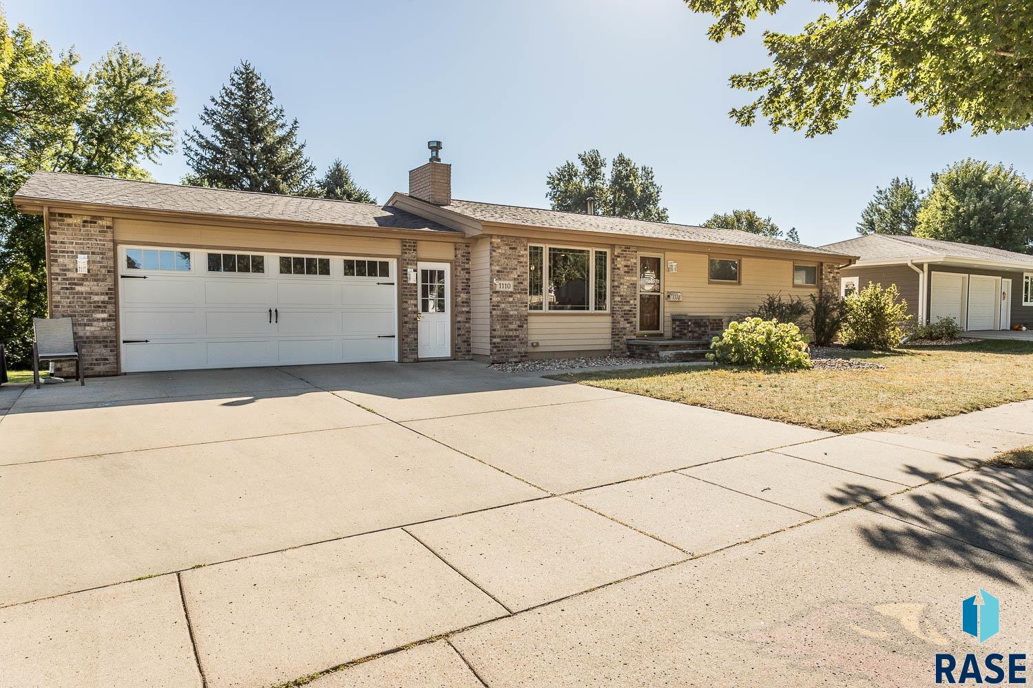 Lindale St, Luverne, MN 56156