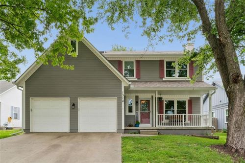1314 N Annie St, Olathe, KS, 66061-6721 | Card Image