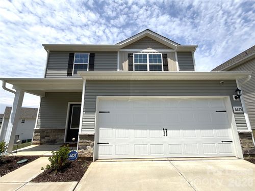 6225 Lowe Ln, Charlotte, NC, 28214-4160 | Card Image