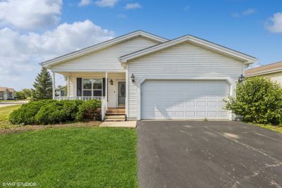 110 Hunter Court, House other with 2 bedrooms, 2 bathrooms and 2 parking in Grayslake IL | Image 1