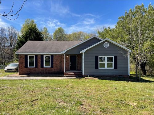 1918 Fieldridge Ln, Monroe, NC, 28110-9627 | Card Image