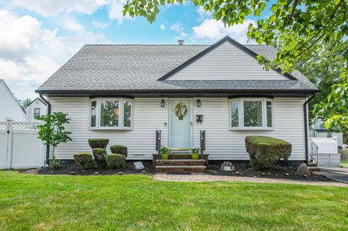 20 Bryant Ave, Bloomfield, NJ, 07003-5402 | Card Image